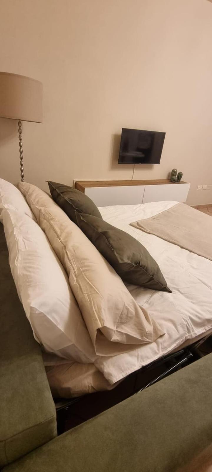 Hoya Apartment 西尔米奥奈 外观 照片