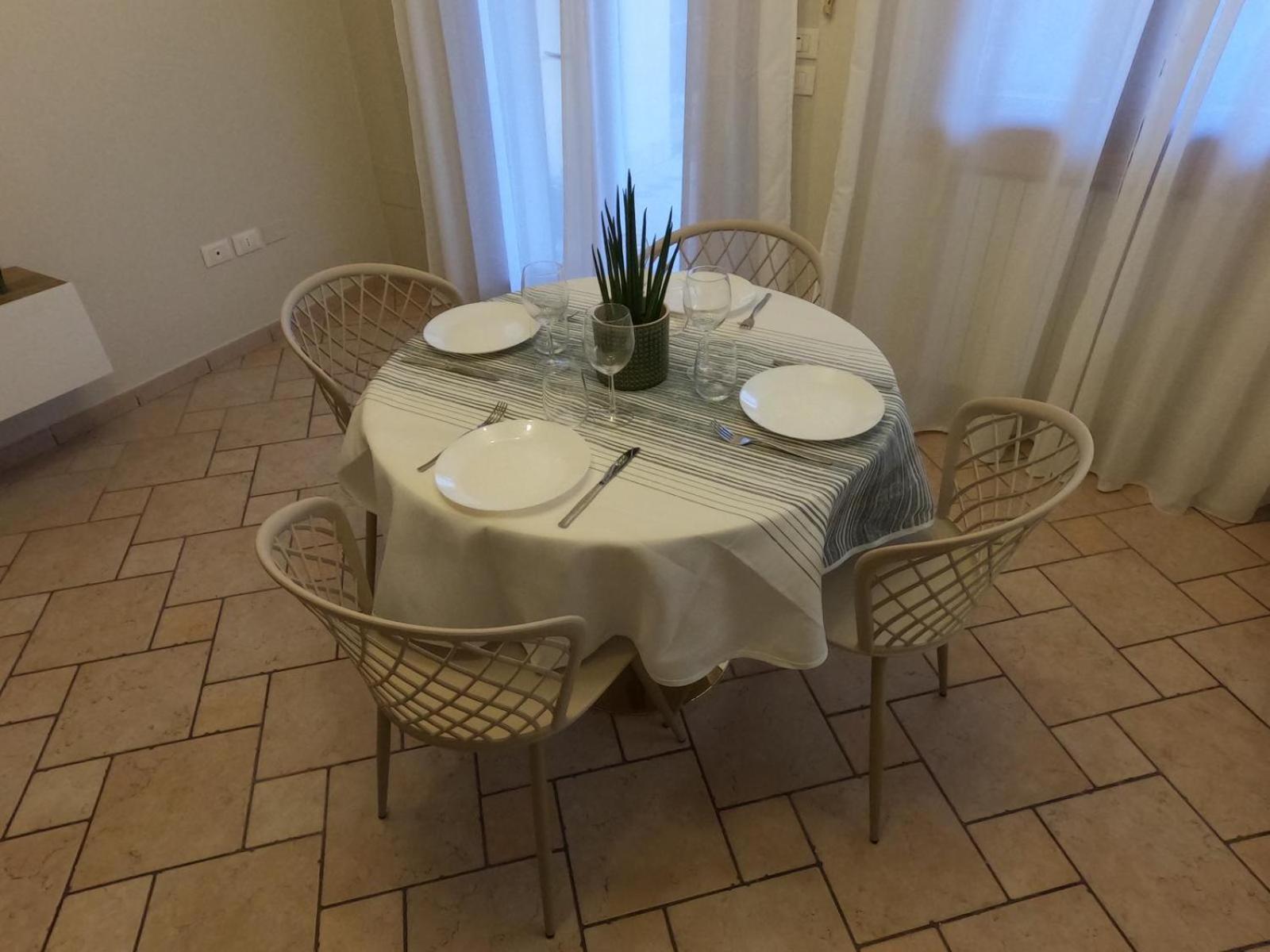 Hoya Apartment 西尔米奥奈 外观 照片